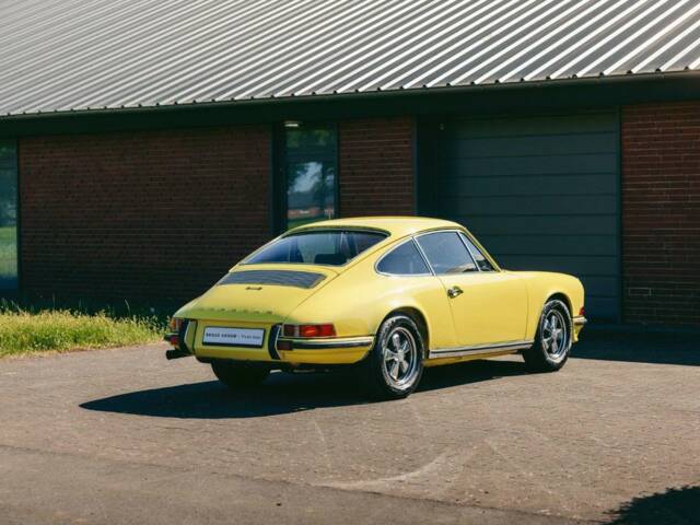 Porsche 911 2.2 S