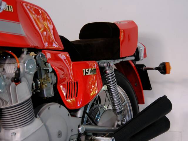 MV Agusta 750 S America