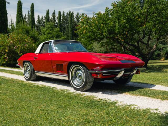 Bild 1/15 von Chevrolet Corvette Sting Ray (1967)