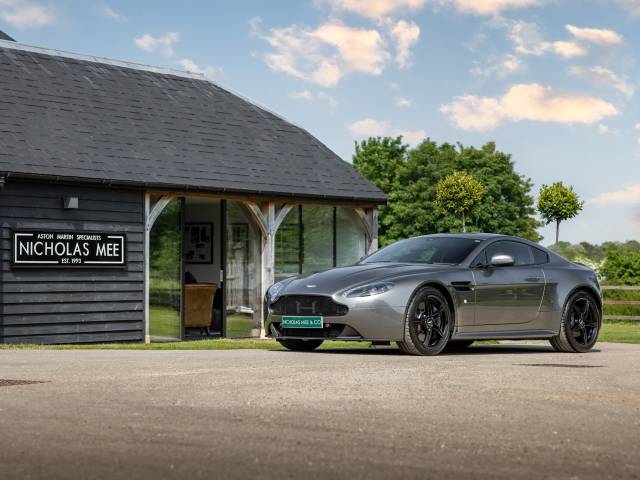 Aston Martin Vantage Oldtimer Kopen - Classic Trader