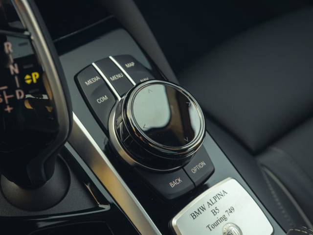 ALPINA B5 Touring Biturbo AWD