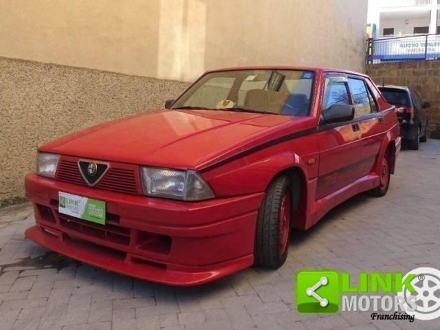Bild 1/10 von Alfa Romeo 75 1.8 Turbo Evoluzione (1987)