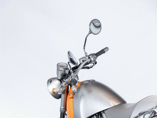 Aprilia Motò 650
