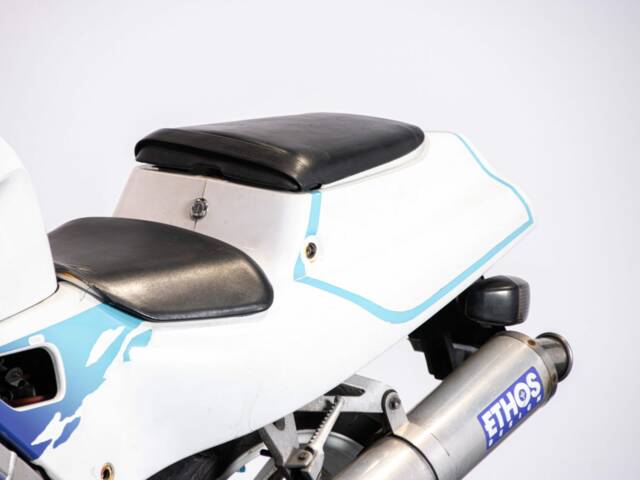 Honda VFR 400 R