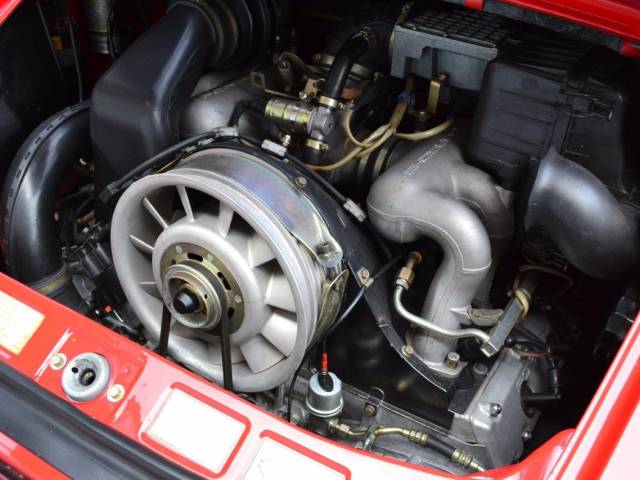 Porsche 911 Carrera 3.2