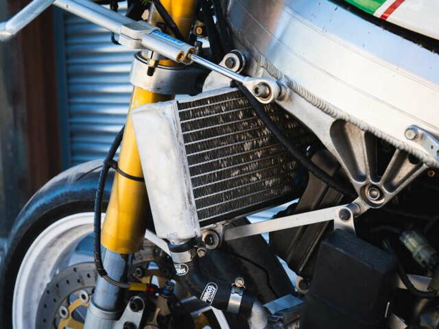 Honda VFR 750R RC 30