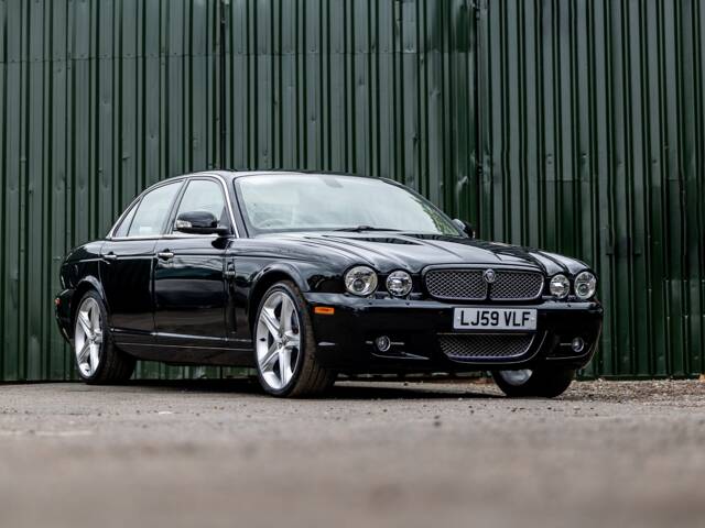 Image 1/50 de Jaguar XJ 3.0 (2009)