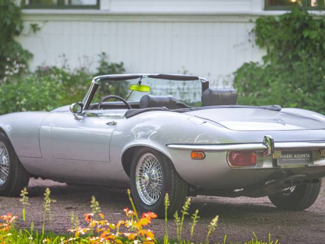 Jaguar E-Type V12