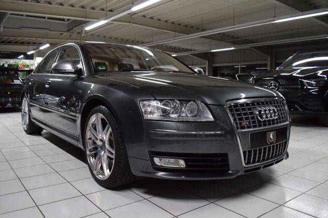 Image 1/7 de Audi S8 V10 (2008)