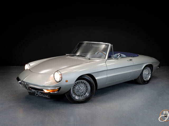 Immagine 1/22 di Alfa Romeo 1300 Spider Junior (1968)