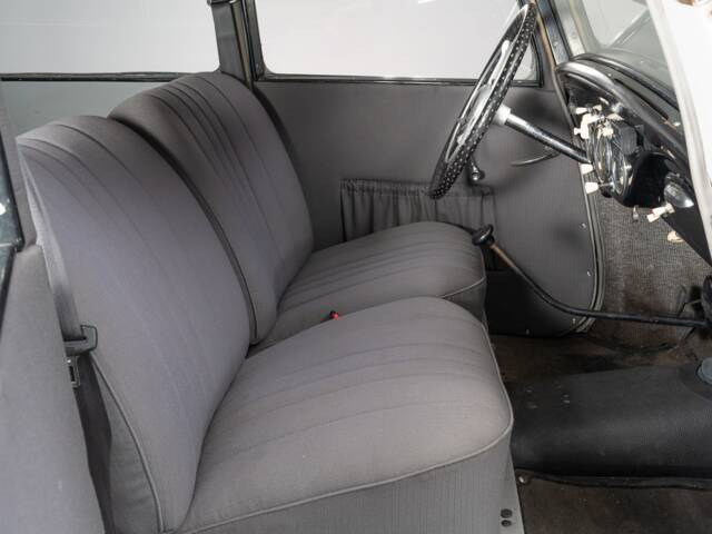 Mercedes-Benz 170 S-V Lueg