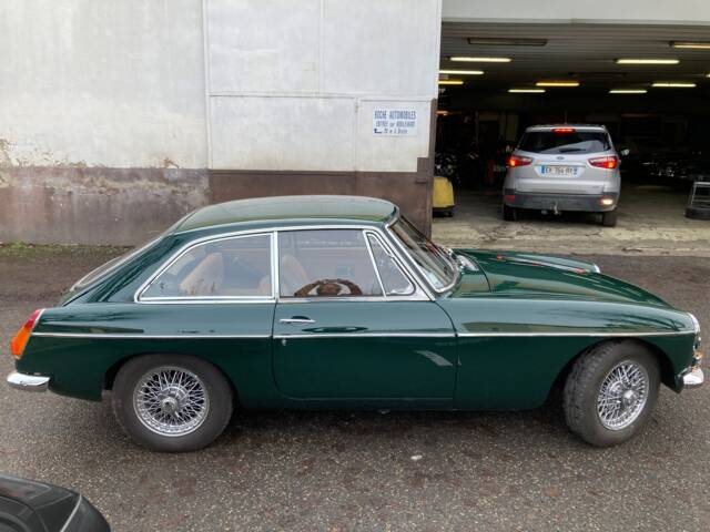 MG MGB GT