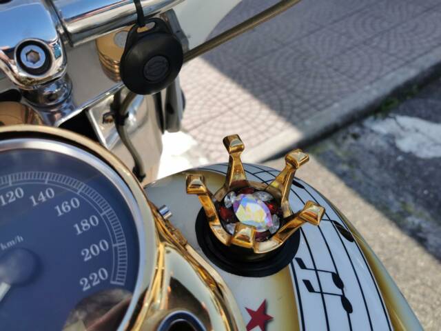 Harley-Davidson FLSTN Softail Deluxe