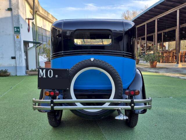 Austin 7 Saloon