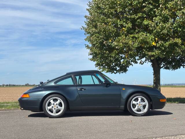 Porsche 911 Carrera