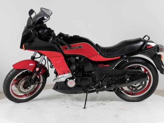 Imagen 1/4 de Kawasaki DUMMY (1984)