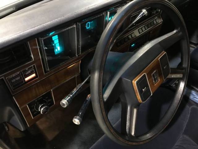 Lincoln Town Car