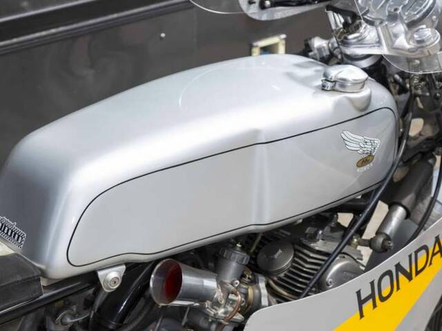 Honda CB 77