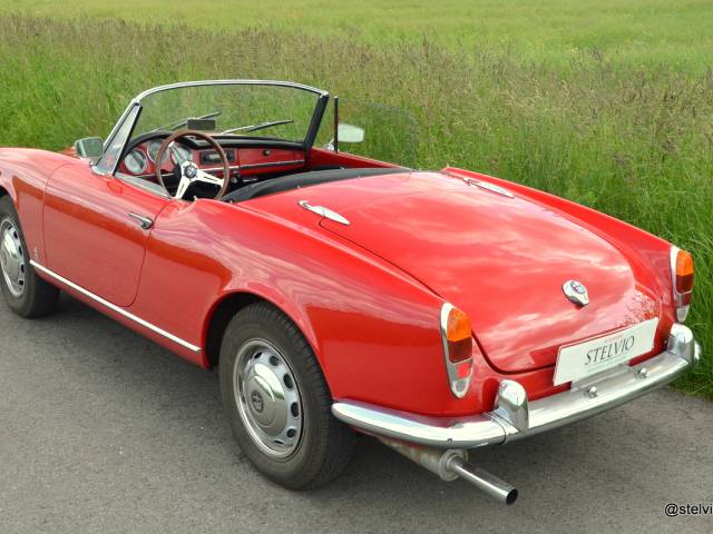 Alfa Romeo Giulia 1600 Spider