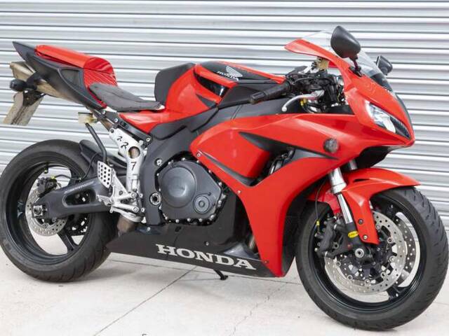 Honda CBR 1000 RR Fireblade