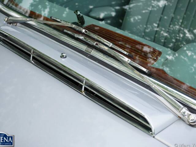 Mercedes-Benz 230 SL