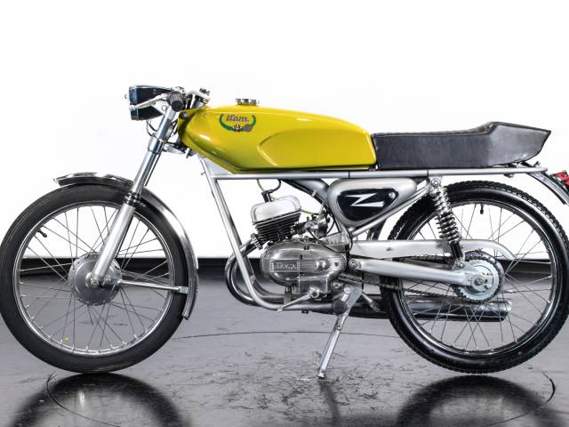 Image 1/33 de Itom DUMMY (1971)