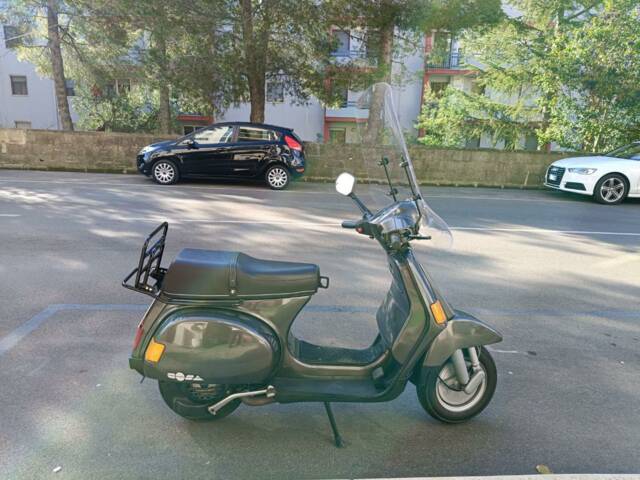 Piaggio Vespa Cosa 125