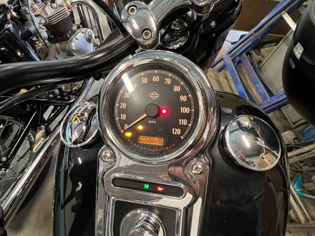 Harley-Davidson FLD Dyna Switchback