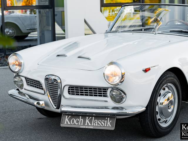 Alfa Romeo 2000 Spider