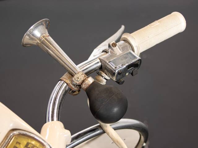 Piaggio Vespa 150 "Struzzo" VL