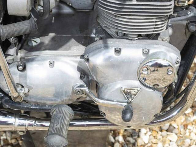 Triumph T 150 V Trident