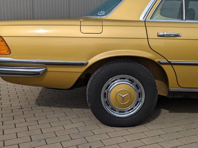 Mercedes-Benz 350 SE