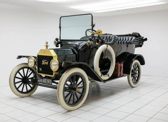 Imagen 1/7 de Ford Model T Touring (1915)