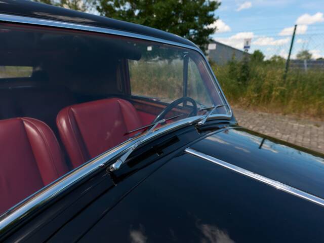 Jaguar Mk V  3.5 Litre