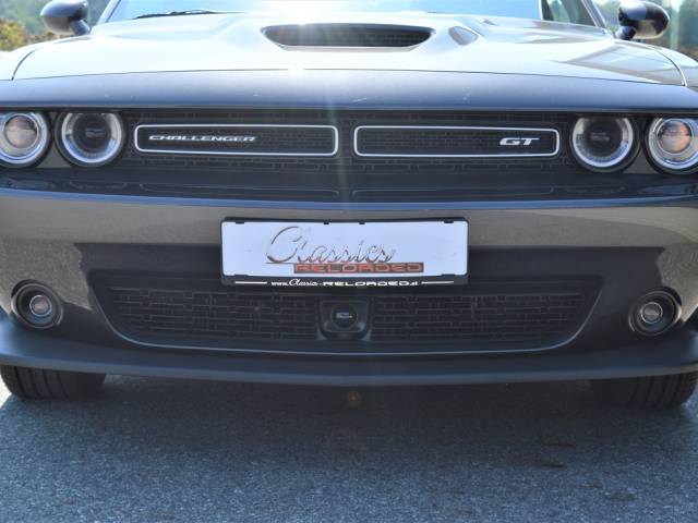 Dodge Challenger SXT