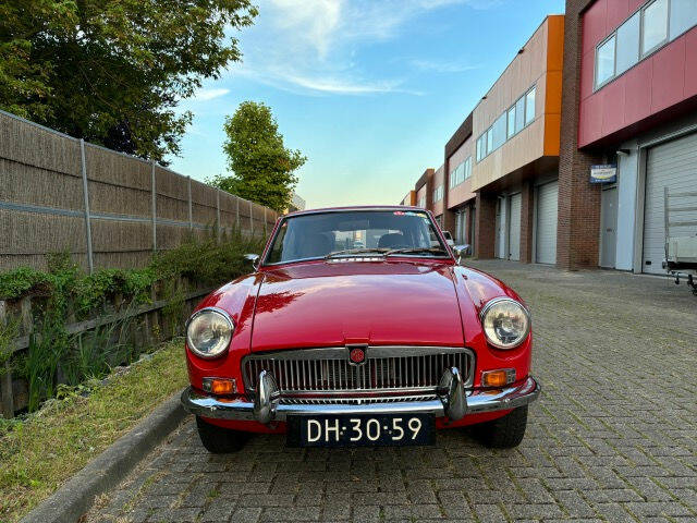 Imagen 1/7 de MG MGB GT (1969)