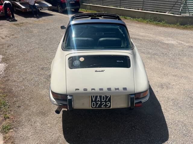 Porsche 911 2.4 T