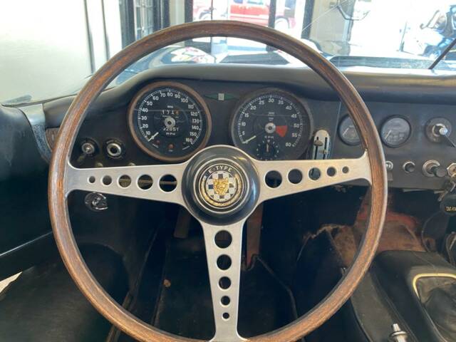 Jaguar E-Type 4.2