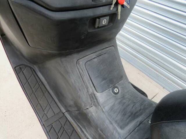 Suzuki Burgman AN 250