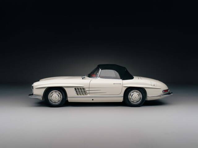 Mercedes-Benz 300 SL Roadster