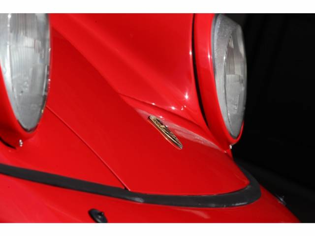 Porsche 911 Carrera 4