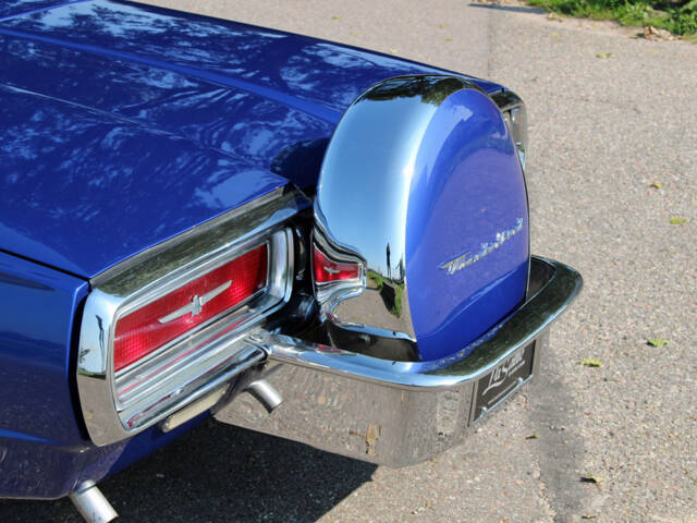 Ford Thunderbird