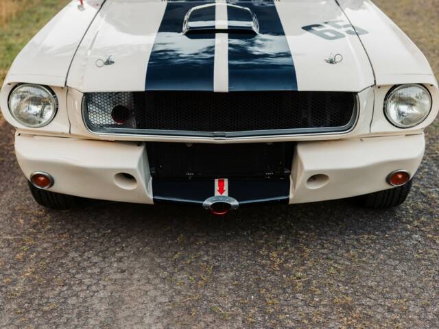Ford Shelby GT 350