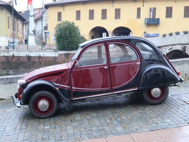 Citroën 2 CV 6 Charleston