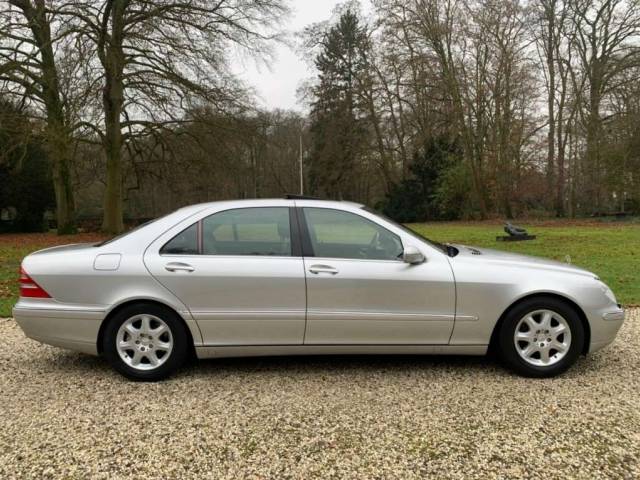 Mercedes-Benz S 500