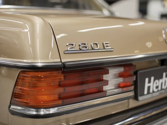 Mercedes-Benz 280 E