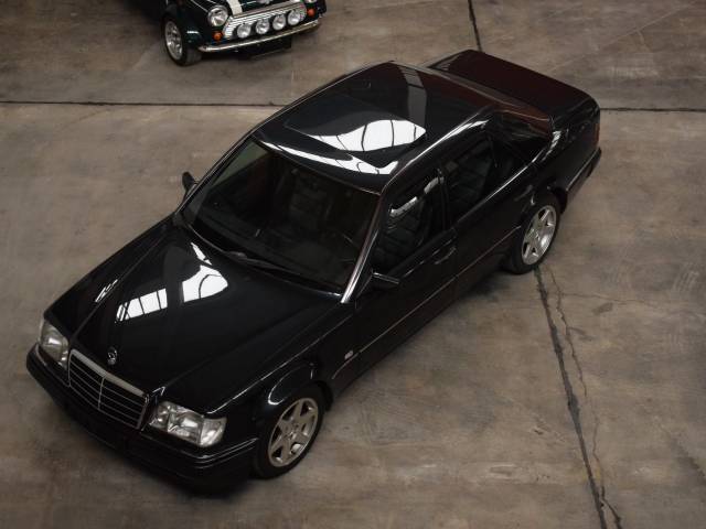 Mercedes-Benz E 500 Limited