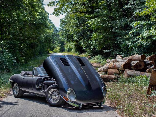 Jaguar E-Type 3.8