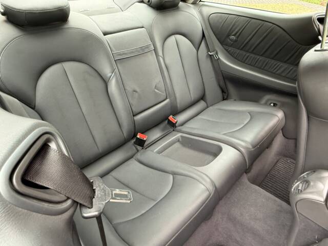 Mercedes-Benz CLK 320