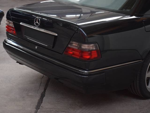 Mercedes-Benz E 500 Limited